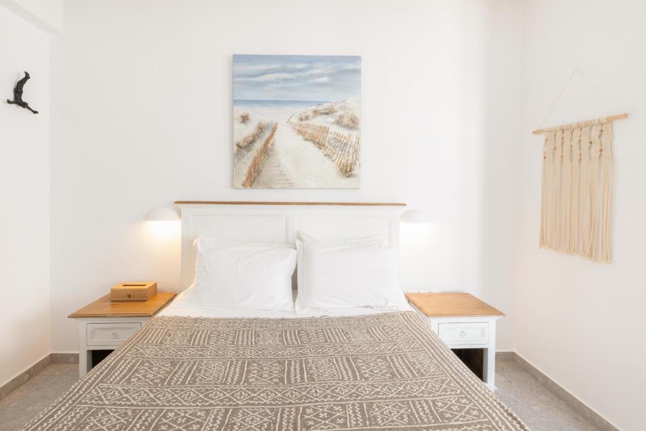 Parosquare Central Suites Экстерьер фото